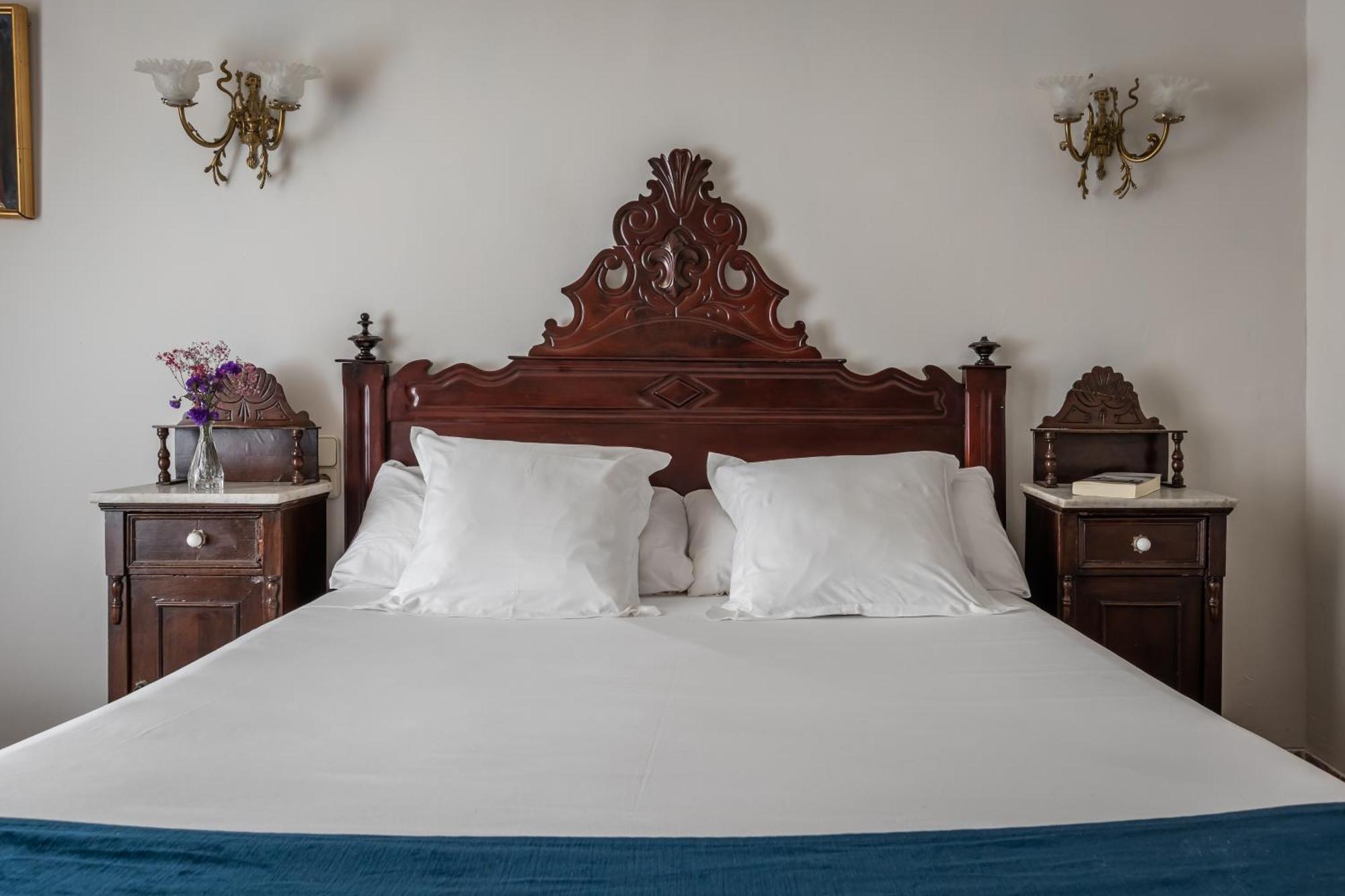 Hotel Medium Renaixenca シッチェス 部屋 写真