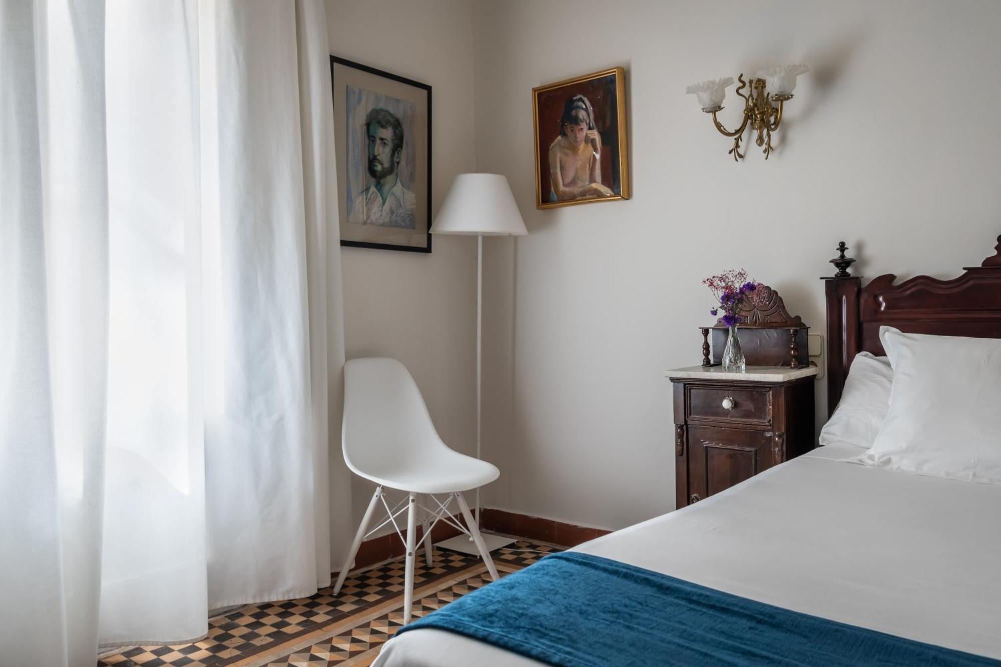 Hotel Medium Renaixenca シッチェス 部屋 写真